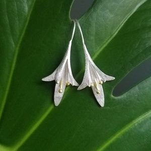 Sterling silver flower earrings